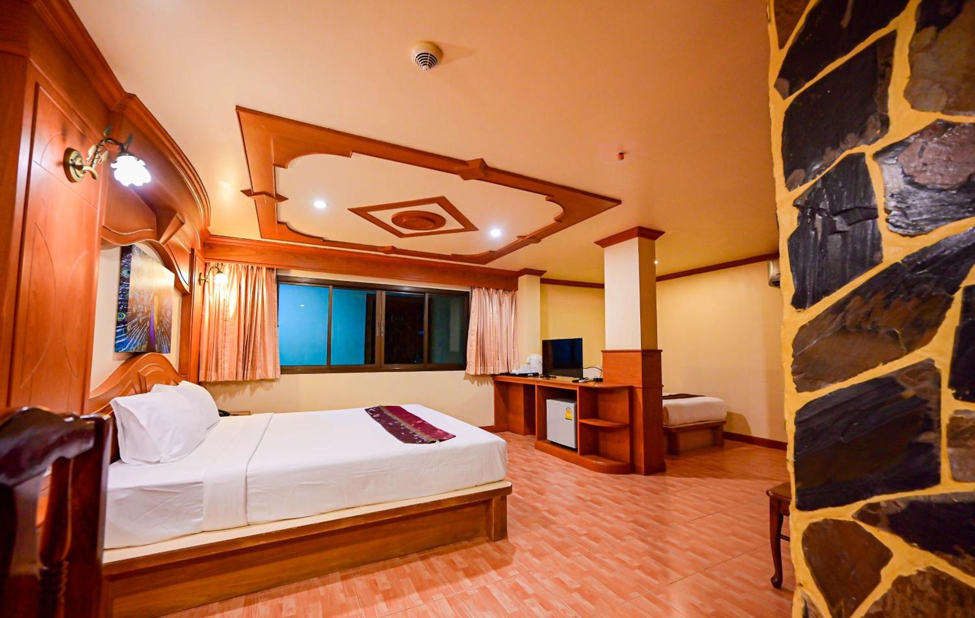 Tiger Complex Hotel Patong 외부 사진