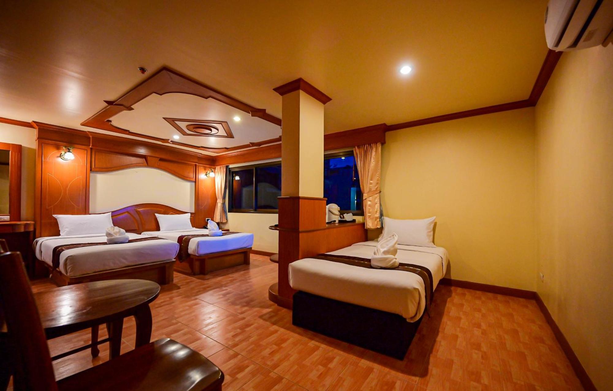 Tiger Complex Hotel Patong 외부 사진