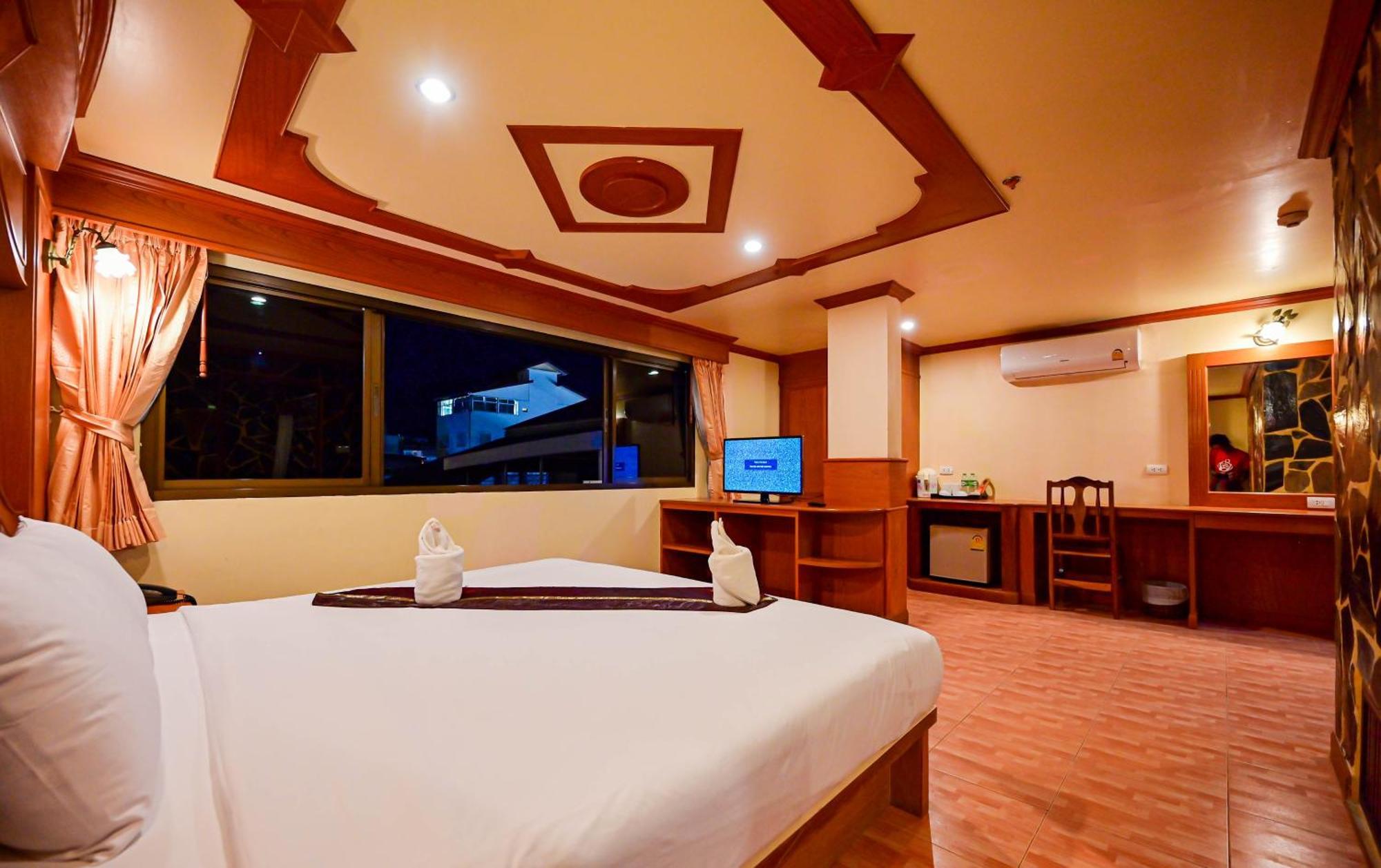 Tiger Complex Hotel Patong 외부 사진